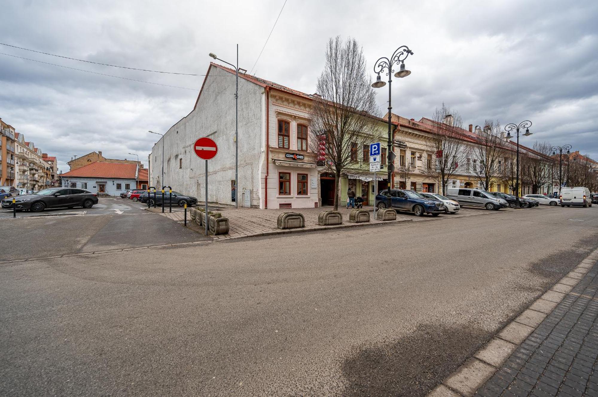 K1 Piatok Sobota Disco Cez Tyzden Tichy Apartman 科希策 外观 照片