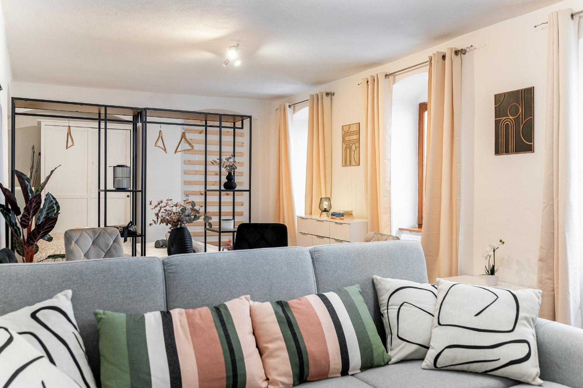 K1 Piatok Sobota Disco Cez Tyzden Tichy Apartman 科希策 外观 照片